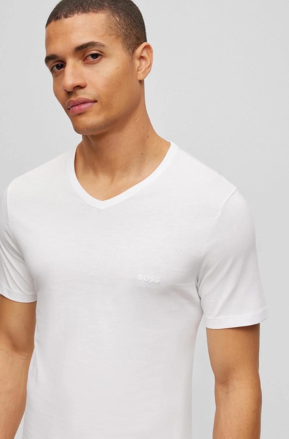 تی شرت یقه هفت مردانه BOSS، بسته 3 عددی تی شرت یقه هفت مردانه BOSS، بسته 3 عددی