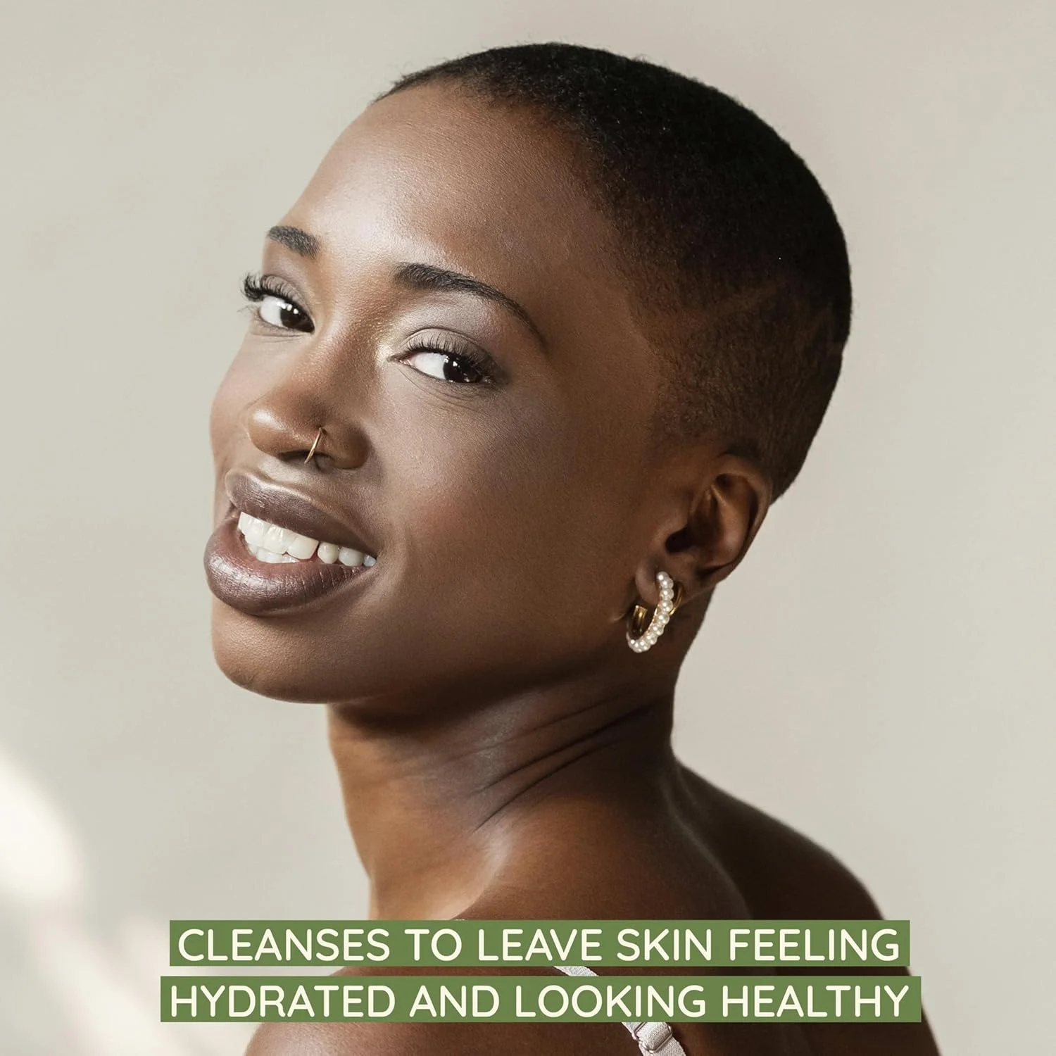 پاک کننده صورت مرطوب کننده روزانه آوینو با جو دوسر تسکین دهنده، پاک کننده آسان برای شستشو، آلودگی، چربی و سایر ناخالصی ها را از بین می برد و پوست را نرم و لطیف می کند، بدون عطر، 354 میلی لیتر