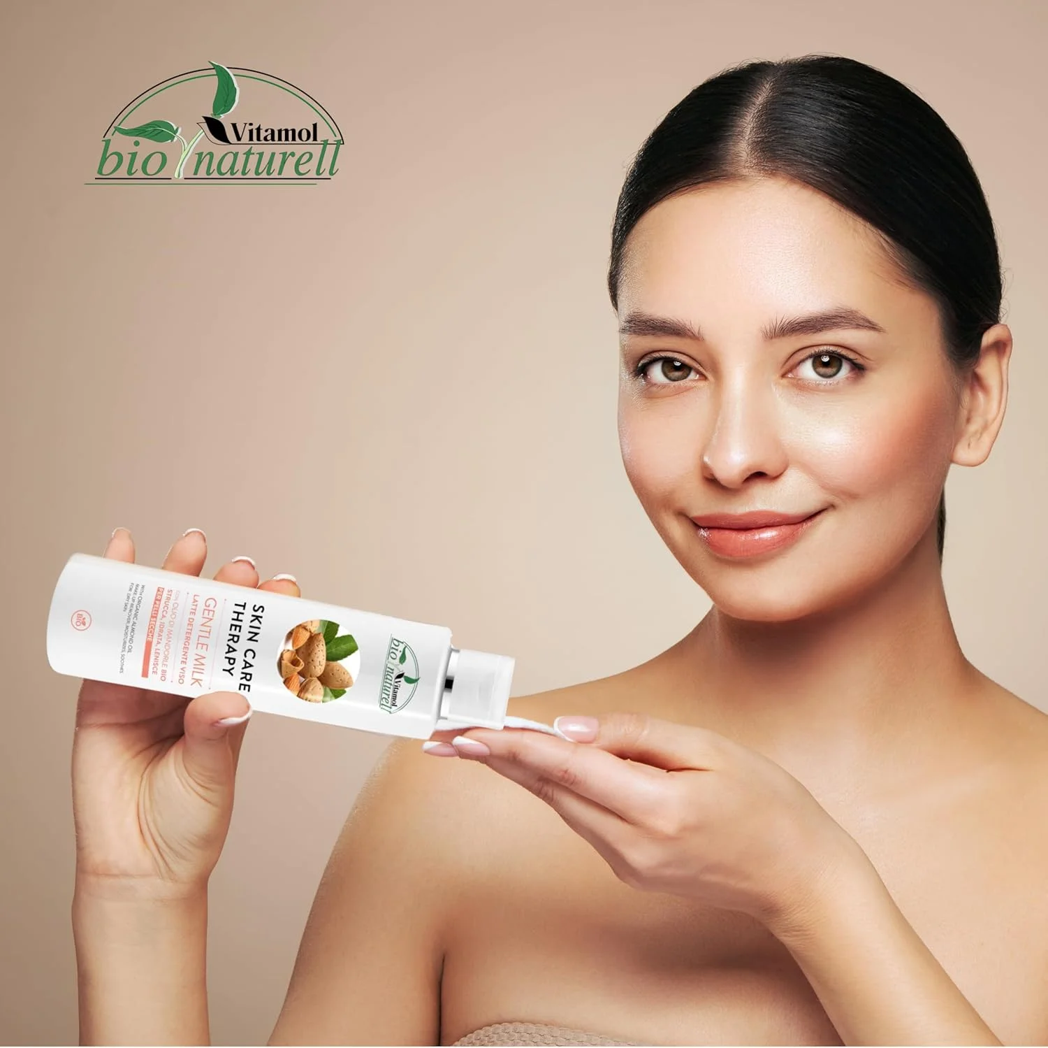 شیر پاک کننده ملایم صورت ویتامول - فرمول طبیعی با روغن بادام - مناسب پوست حساس - 200 میلی لیتر