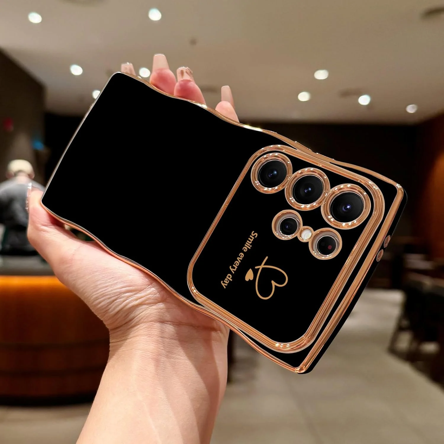 قاب گوشی LCHULLE برای سامسونگ گلکسی S25 Ultra، قاب گوشی طرح قلب با لبه موجی فانتزی برای دختران و بانوان، پوشش محافظ ضد ضربه با آبکاری لوکس برای سامسونگ S25 Ultra، مشکی