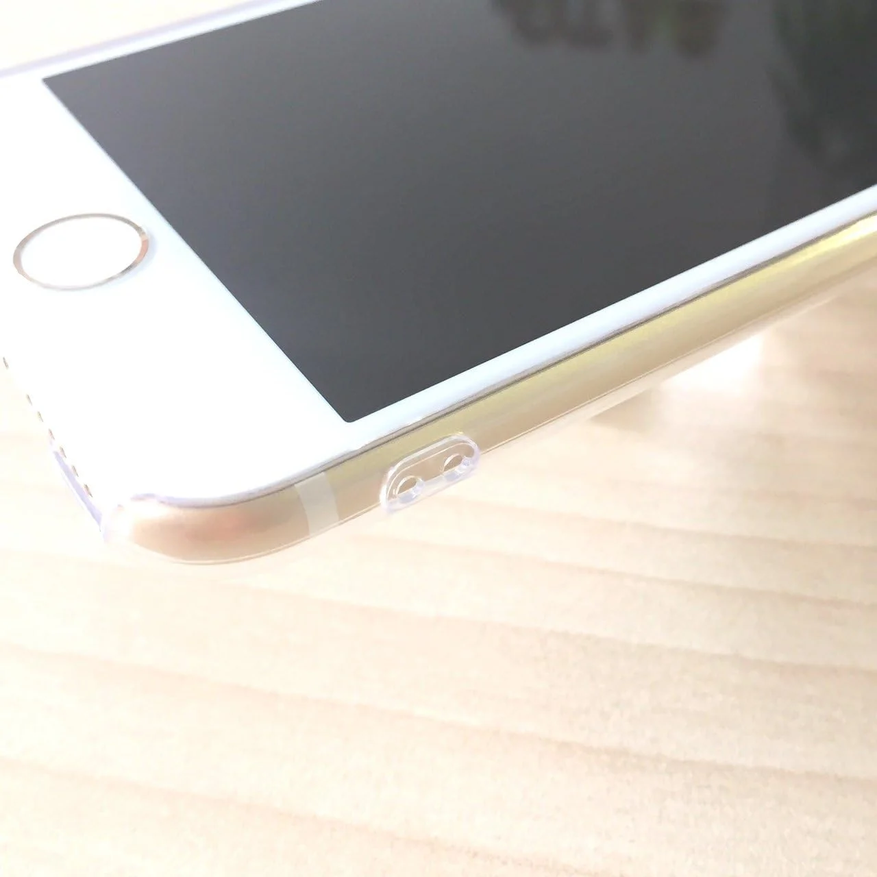 قاب گوشی آیفون 7 پلاس مدل 888-58979 به همراه جای بند، شفاف، سخت، سری افزودنی انتخابی، پرتاب بسکتبال