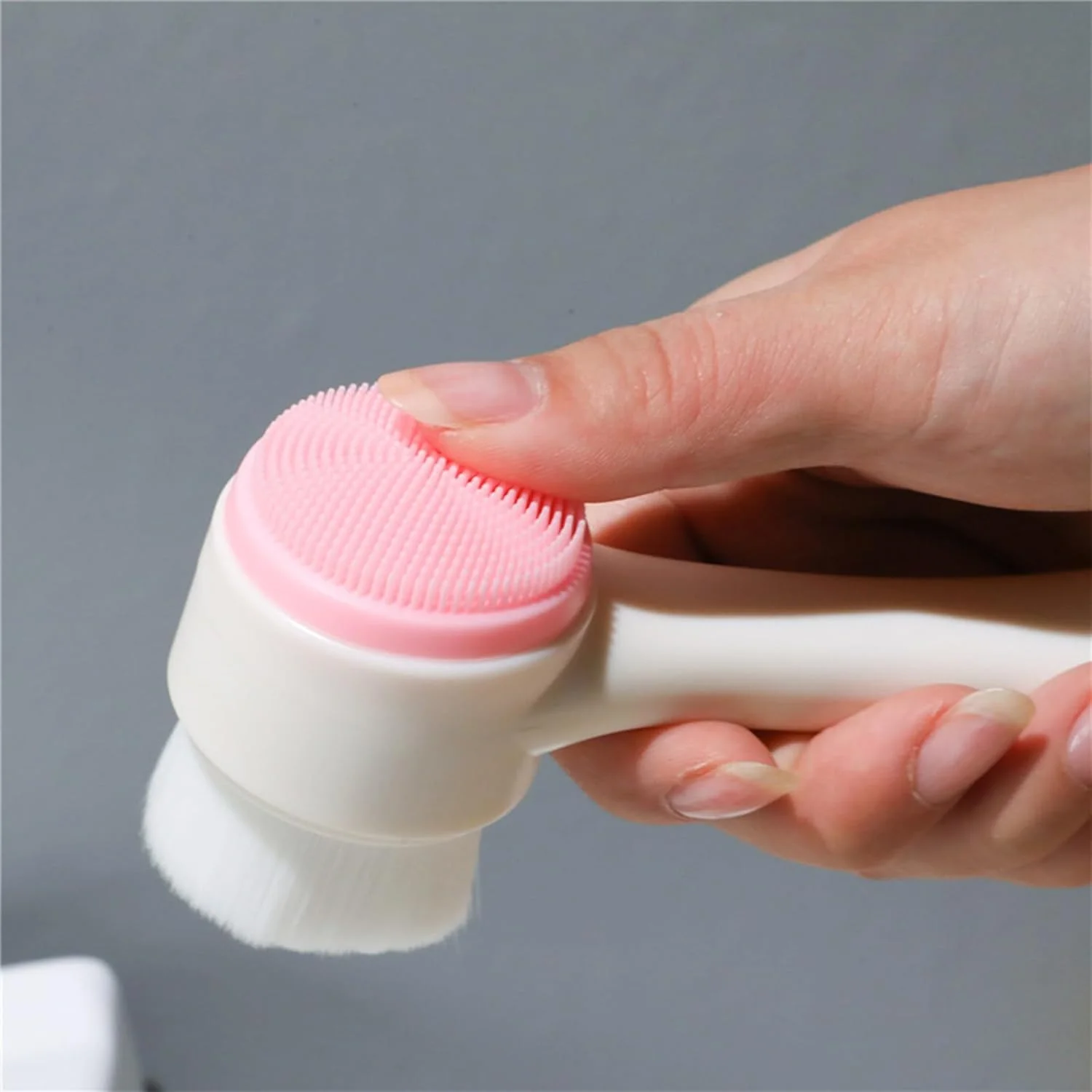 برس پاک کننده صورت دو طرفه - برس نرم و اسکرابر لایه بردار سیلیکونی صورت برای پاکسازی عمیق منافذ