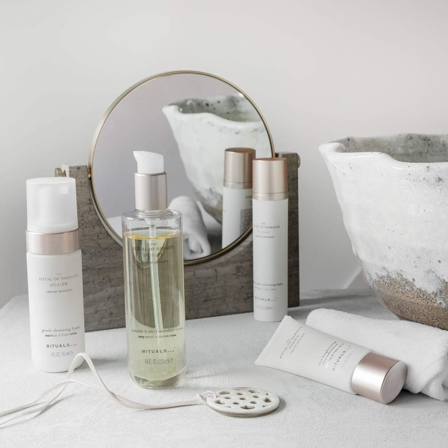 فوم پاک کننده ملایم صورت ریتوالز مدل ناماسته، مجموعه تصفیه کننده، 125 میلی لیتر