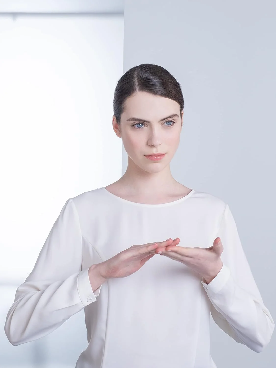 فوم پاک کننده سیستم استه-وایت استادرم، جلوگیری از لک و یکدست کننده پوست، 150 میلی لیتر فوم پاک کننده سیستم استه-وایت استادرم، جلوگیری از لک و یکدست کننده پوست، 150 میلی لیتر