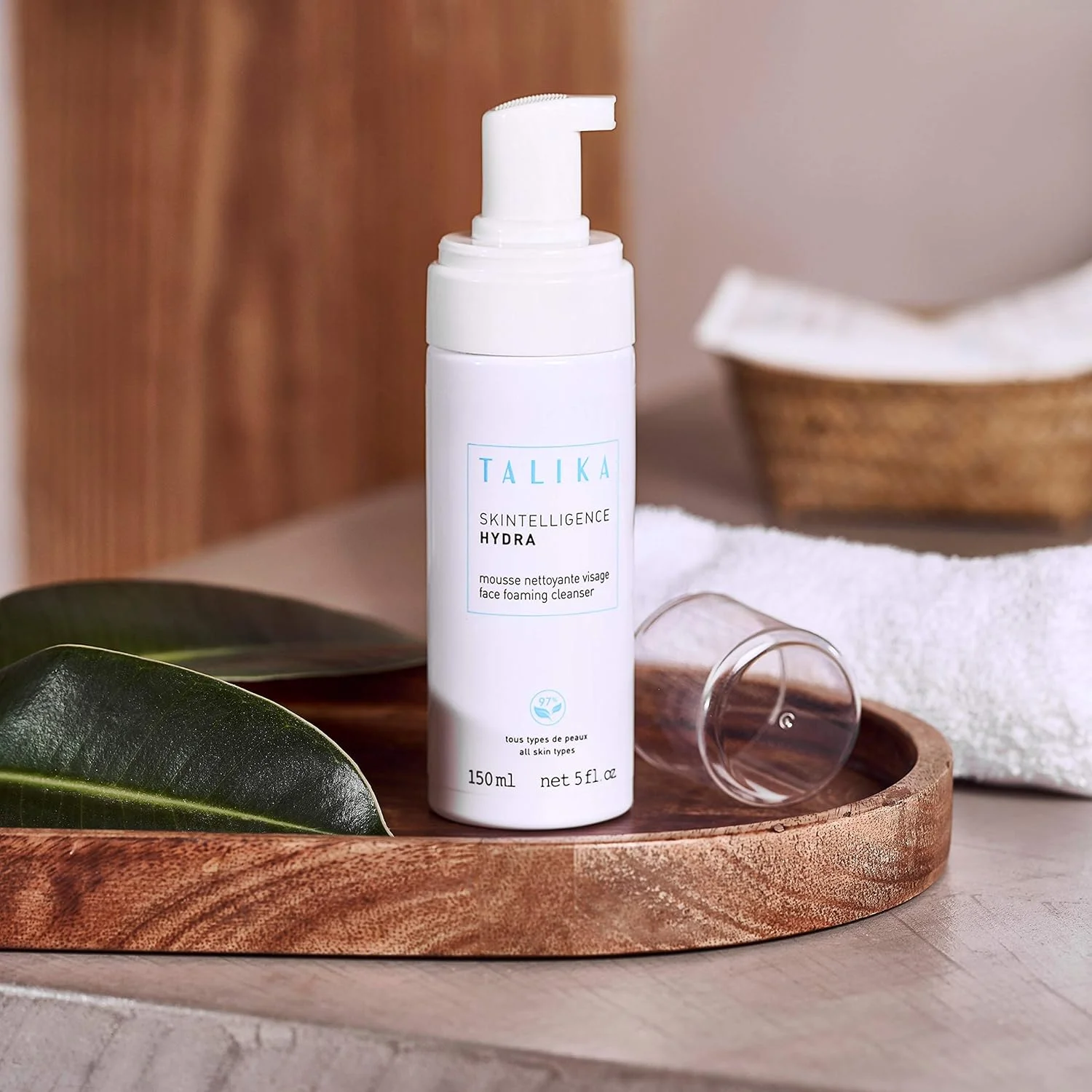 فوم پاک کننده مرطوب کننده صورت تالیکا - پاک کننده فوم صورت Skintelligence Hydra (پاک کننده، سفت کننده منافذ و صاف کننده) مناسب برای انواع پوست، 1 عدد