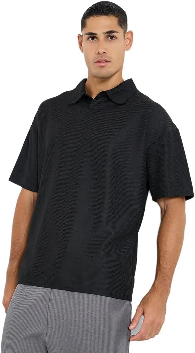 پولوشرت مردانه استایلی با بافت طرح‌دار و مدل آزاد با یقه باز