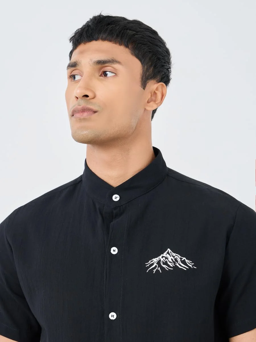 پیراهن آستین کوتاه مردانه STYLI با طرح گرافیکی و دکمه دار