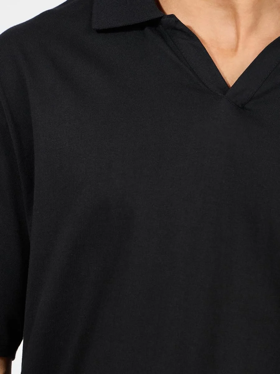 ست تی‌شرت پولو آستین کوتاه و شلوارک مردانه استایلی مدل 7008138301 از جنس پنبه سنگین و طرح بزرگ