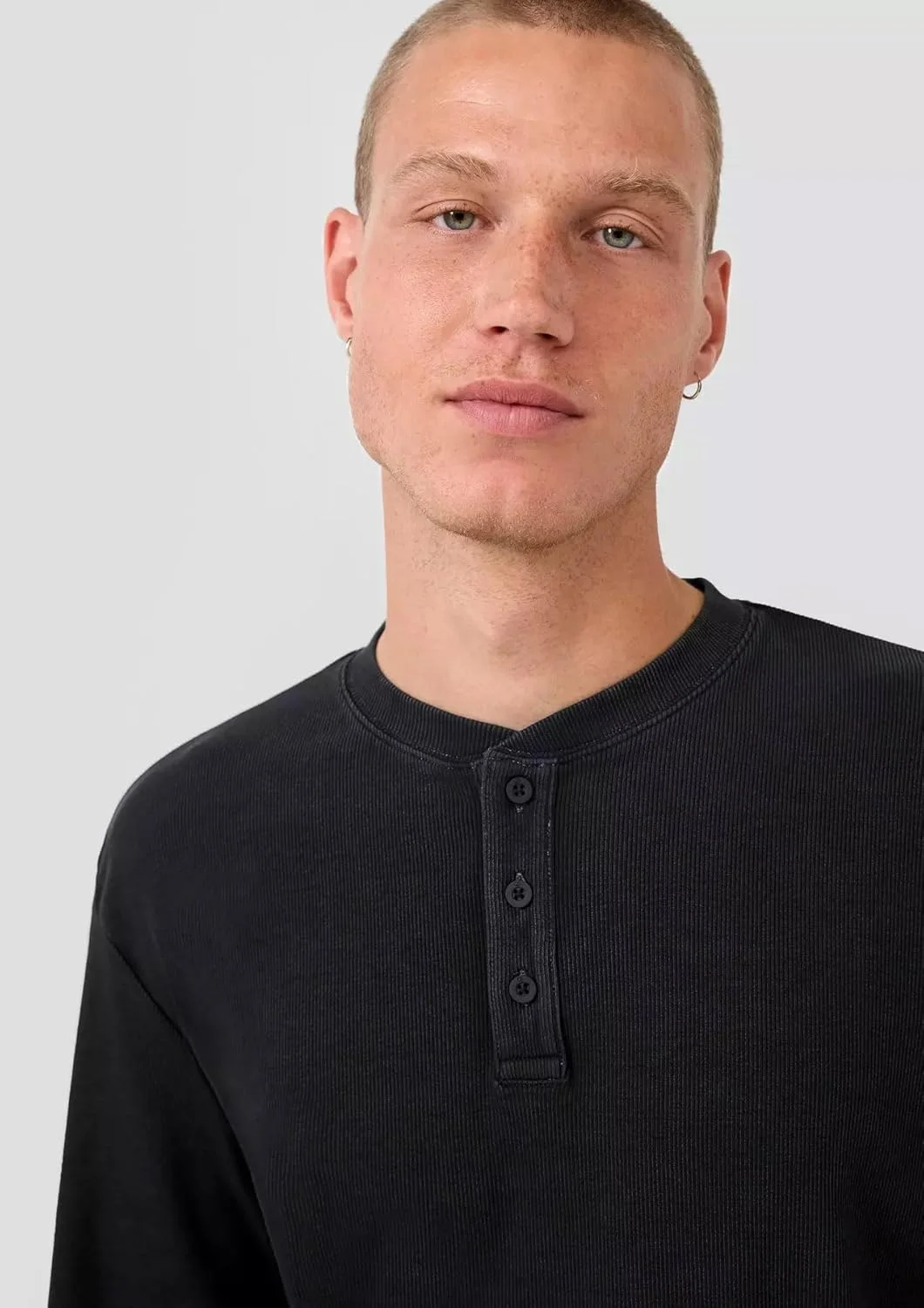 تی شرت آستین بلند مردانه طرح Q/S مدل 2172758 (تک عددی)