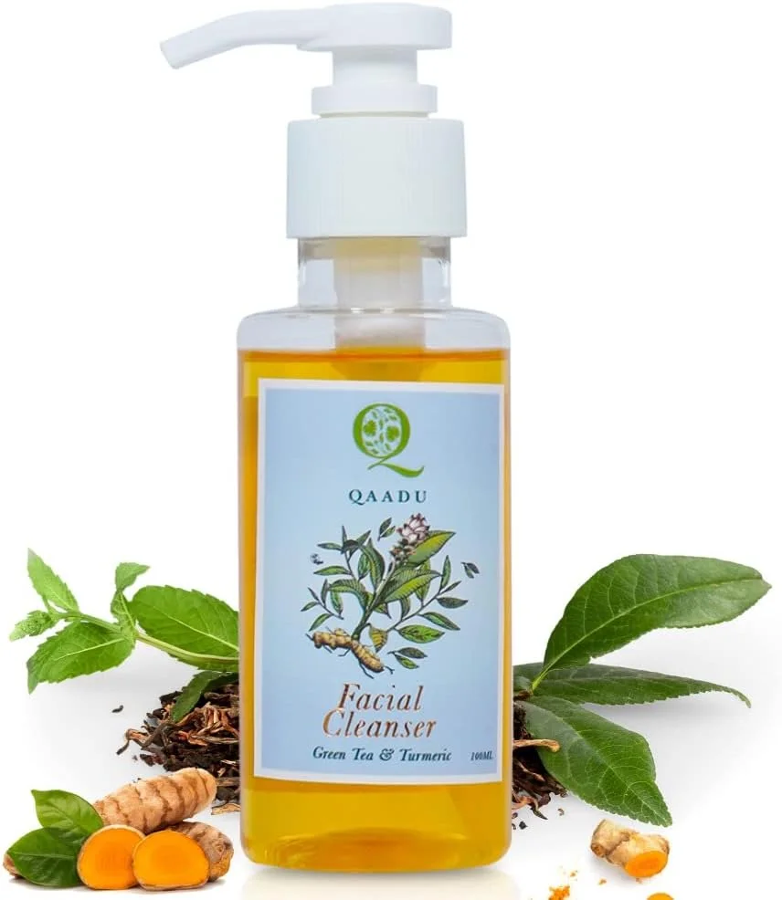 شوینده صورت با چای سبز، زردچوبه، ویتامین های A و E | پاک کننده ملایم و طراوت بخش صورت، مناسب برای انواع پوست، دارای خواص ضد التهابی و آبرسان | 100 میلی لیتر |