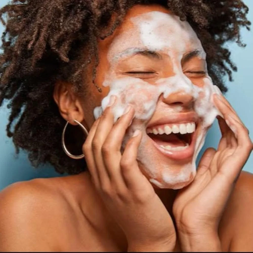 فوم شستشوی صورت سنکا پرفکت ویپ کلاژن، 120 گرم، مرطوب کننده، غنی شده با کلاژن و هیالورونیک اسید، ساخت ژاپن