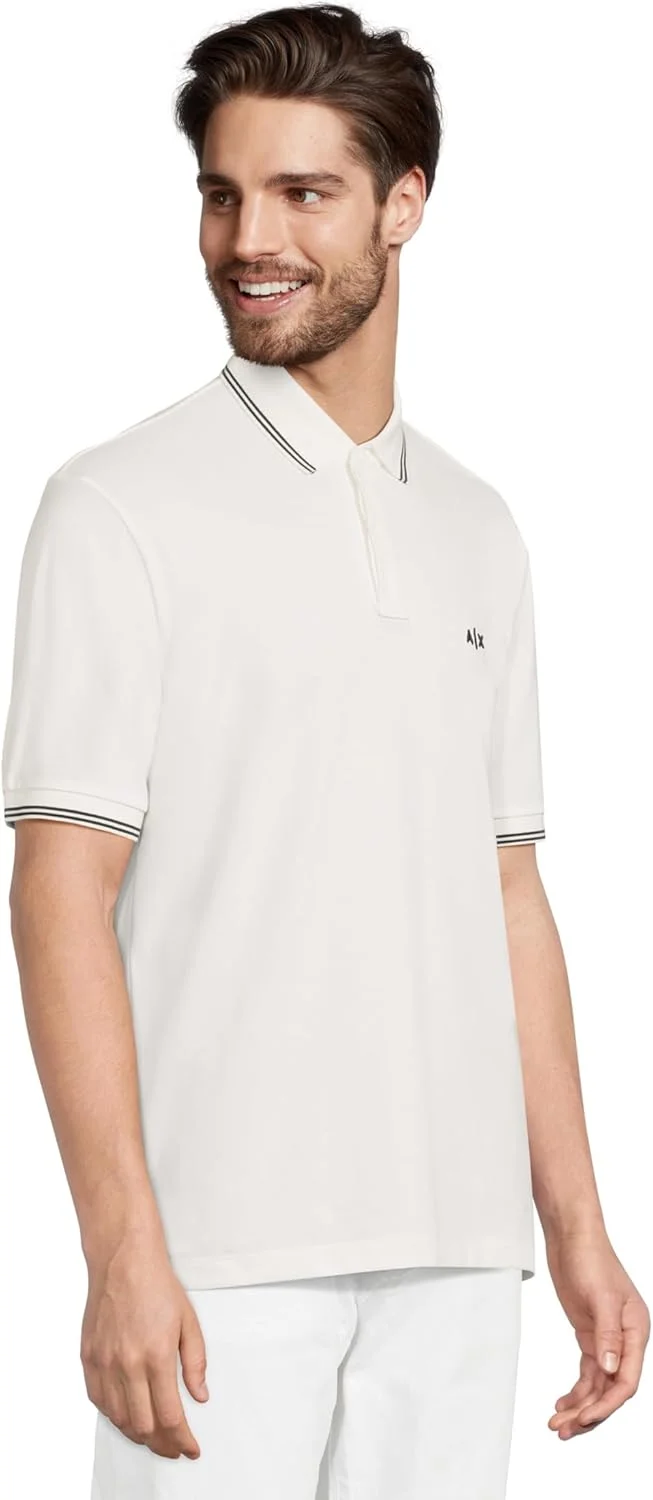 پولوشرت مردانه آرمانی اکسچنج، آستین راه راه دوبل و لوگوی مونوگرام در کنار یقه پولوشرت مردانه آرمانی اکسچنج، آستین راه راه دوبل و لوگوی مونوگرام در کنار یقه