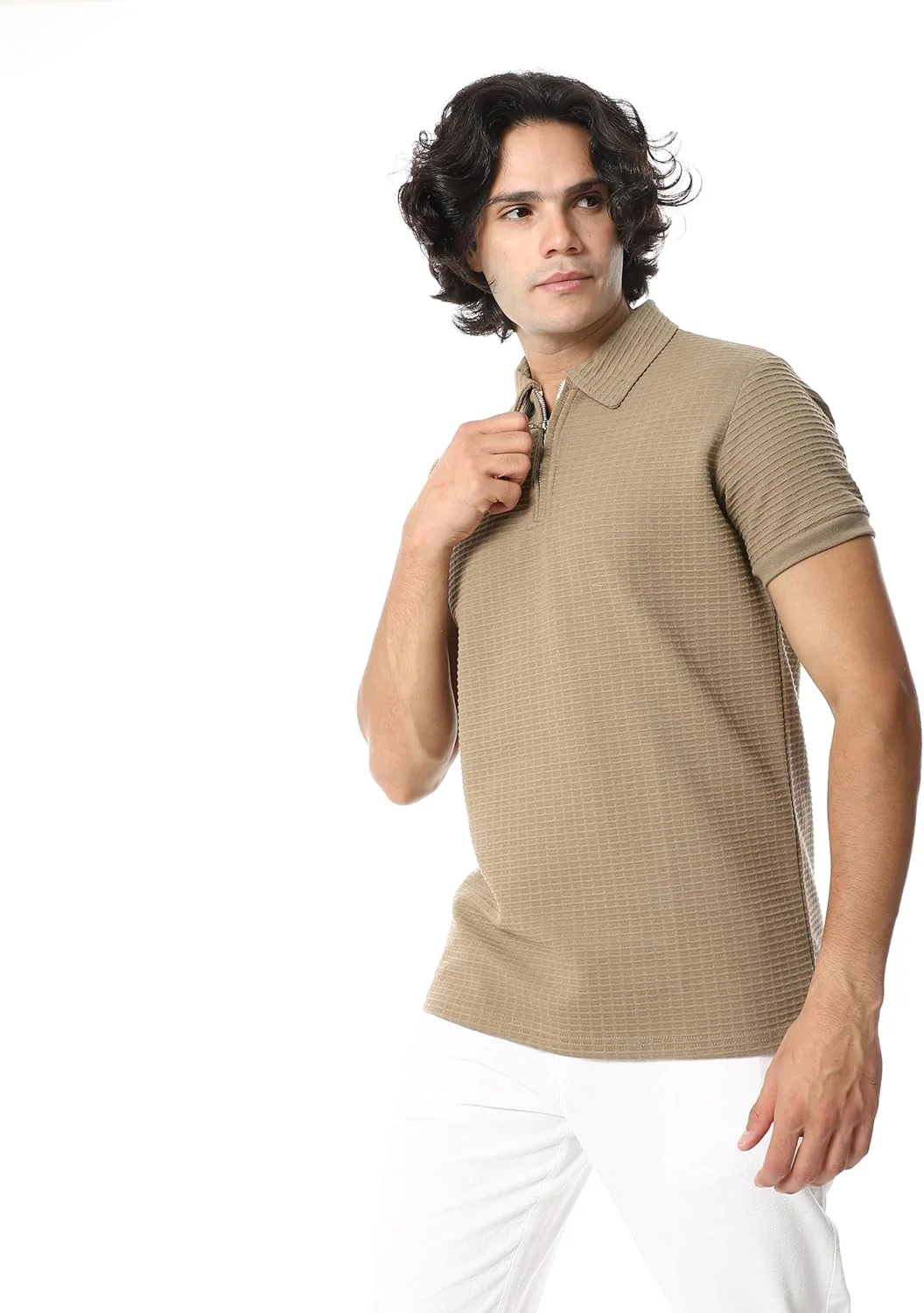 آندورا - آستین های مردانه سوراخ دار با بست زیپی مدرن