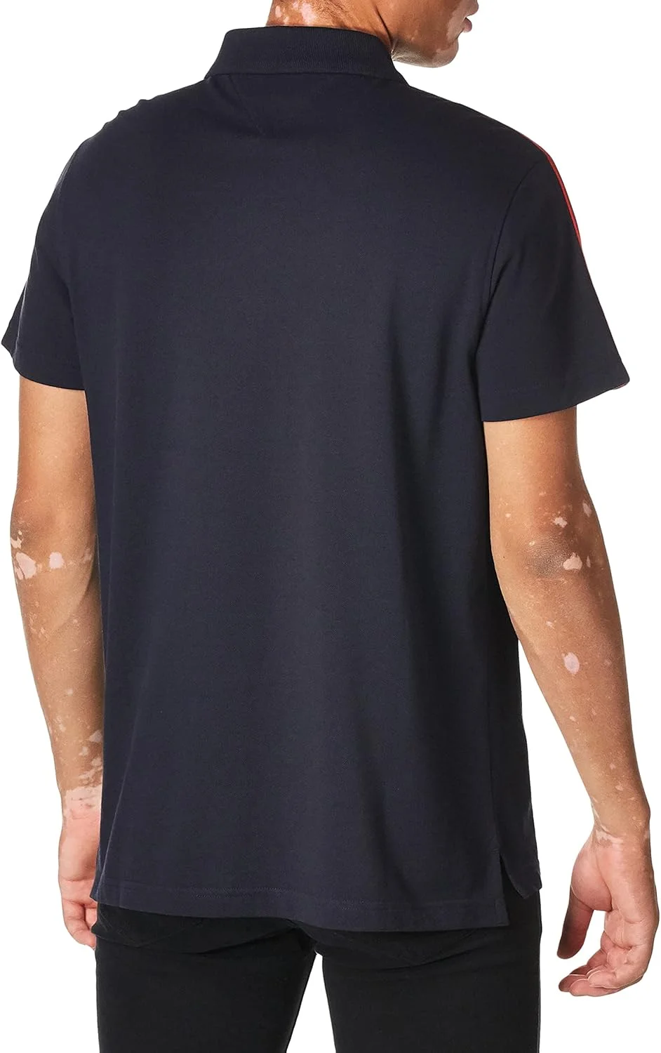 پولوشرت آستین کوتاه مردانه تامی هیلفیگر با نوار طرح پرچم پولوشرت آستین کوتاه مردانه تامی هیلفیگر با نوار طرح پرچم