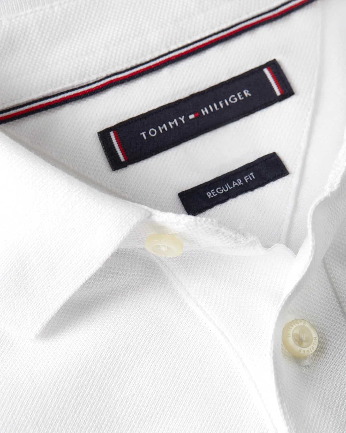 تی شرت مردانه تامی هیلفیگر طرح سینه تی شرت مردانه تامی هیلفیگر طرح سینه