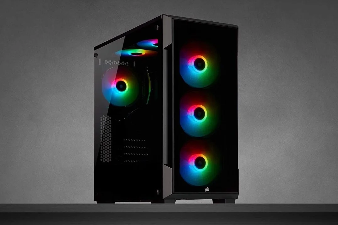 کیس هوشمند گیمینگ Corsair iCUE 220T RGB Mid-Tower ATX با شیشه حرارت دیده، خنک کننده مایع 360 میلی متری - مشکی | CC-9011190-WW