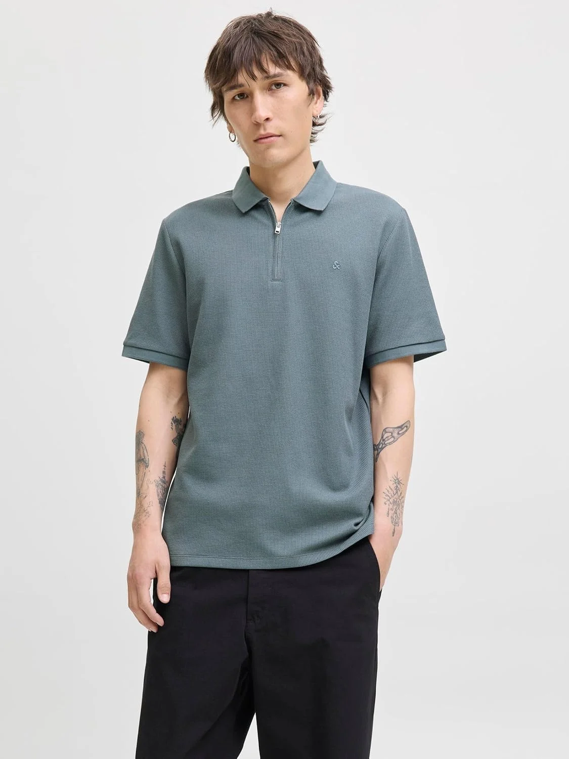 پولوشرت زیپ‌دار مردانه جک اند جونز مدل Jjeaustin Zip Polo Ss Noos (تک عددی)