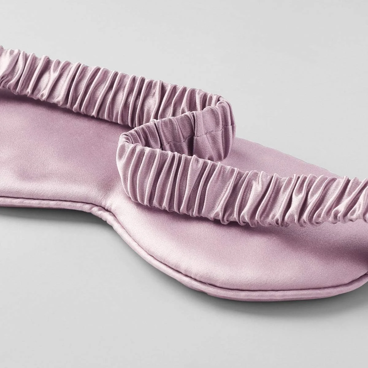 چشم بند خواب ابریشمی، مسدود کننده نور، لوکس، 100% ابریشم توت 19 میلی متری، پوشش چشم فوق العاده نرم و راحت، مراقبت از پوست ضد پیری، به همراه کیف مسافرتی و بسته هدیه