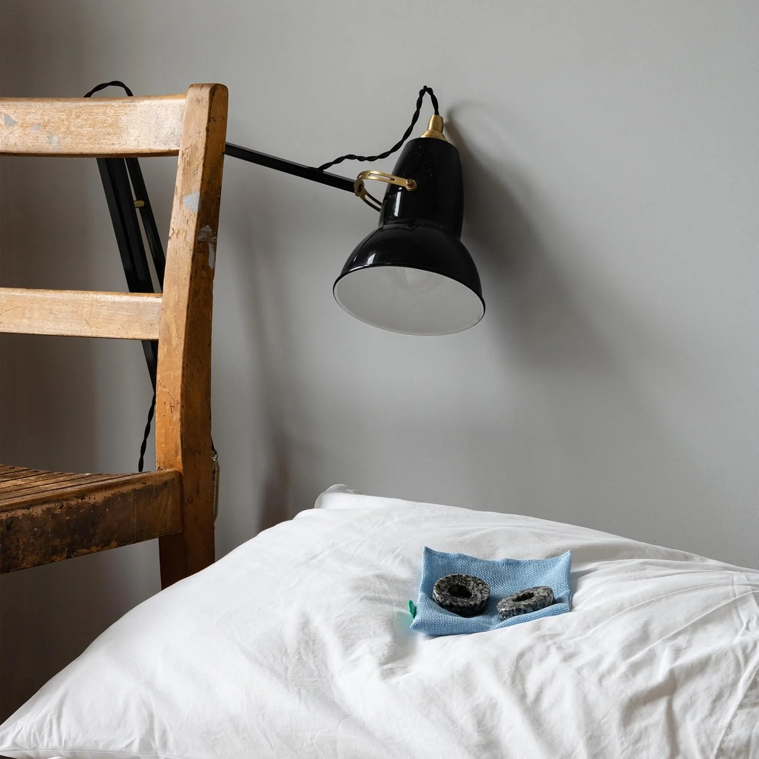 مِلو - ماسک چشم سنگی | هدیه ای برای آرامش بانوان | هدیه ای برای ذهن آگاهی بانوان | هدیه ای برای مراقبت شخصی بانوان | پد و ماسک چشم قابل استفاده مجدد | برای پف زیر چشم | چشم های درخشان