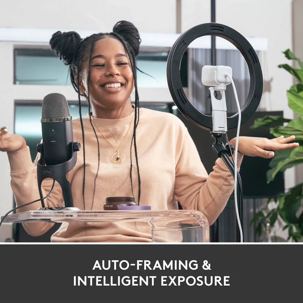 وب‌کم استریمینگ Logitech Creators StreamCam، کیفیت تصویر 1080P HD / 60Fps، با USB-C، برای استریم و تولید محتوا، سفید | 960-001289 - 960-001297