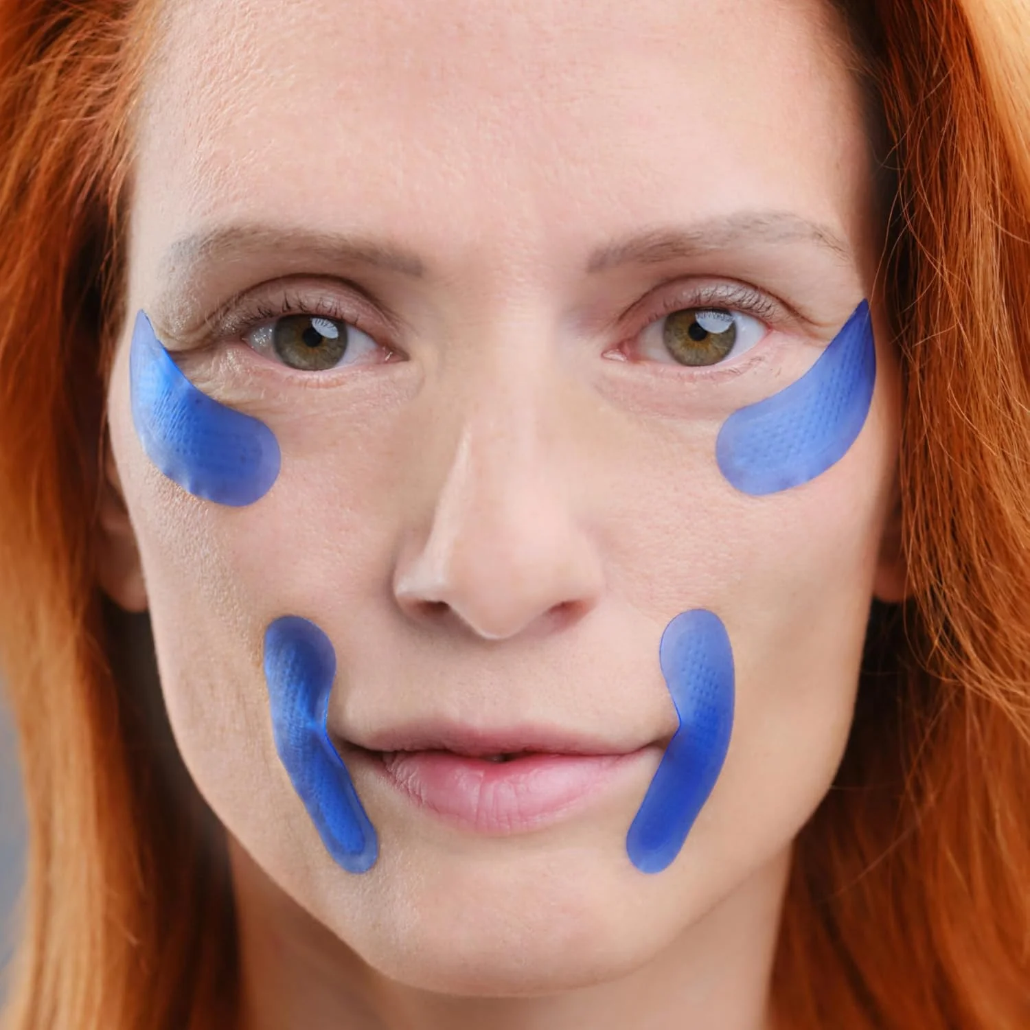 پچ های میکرواینفیوژن ضد چروک کیور برای خط لبخند، پیشانی، زیر چشم، پف کردگی، خطوط پنجه کلاغی - رتینول، کافئین، نیاسینامید و پپتیدها - قابل حل برای استفاده شبانه - 8 جفت