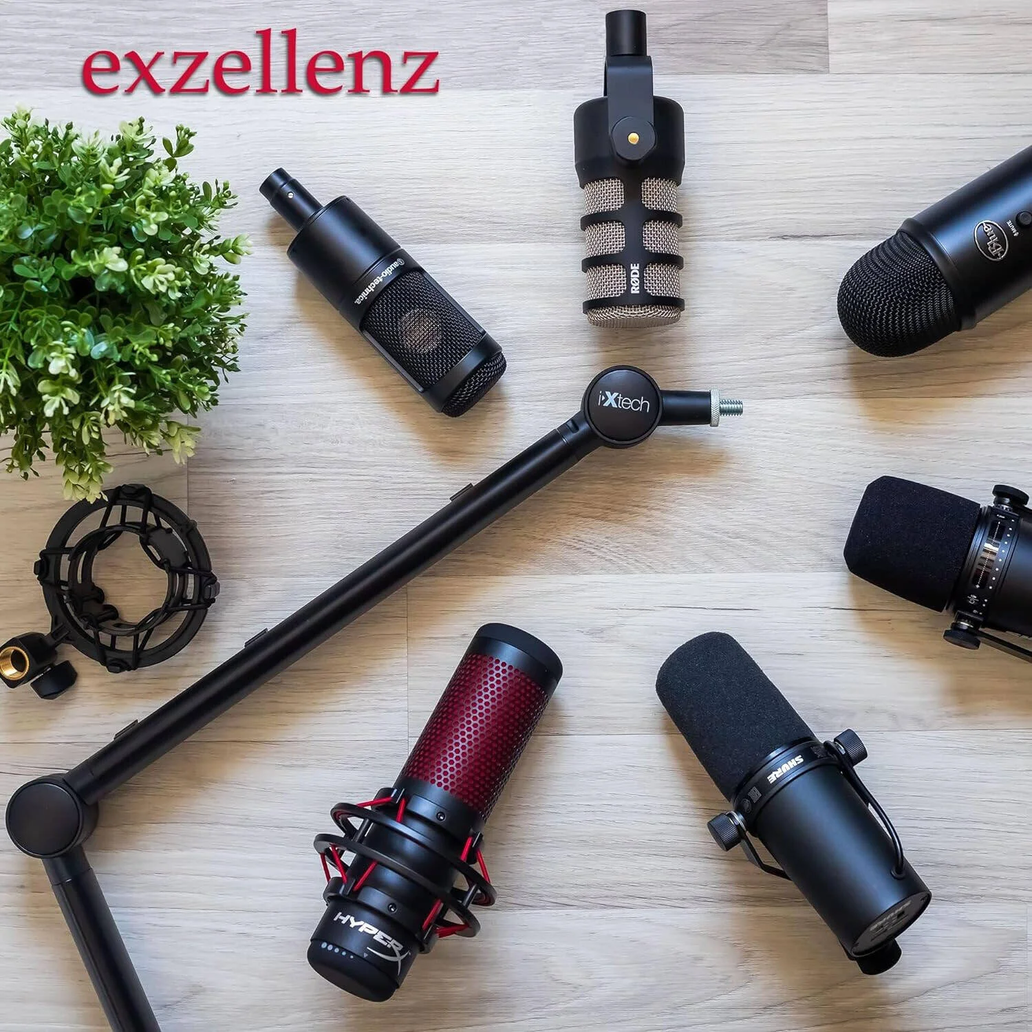 بازوی بوم I-XTECH Hero MI01، پایه میکروفون قابل تنظیم و چرخش 360 درجه، پیچ 3/8 و 5/8، فولاد ضد زنگ محکم، پایه رومیزی، قیچی تاشو، پایه ثابت، نگهدارنده کابل گیره ای، مشکی | Hero-MI01