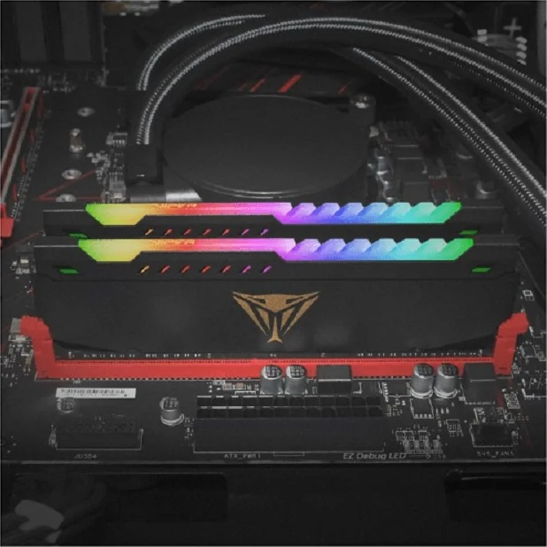 رم دسکتاپ Patriot Viper Steel RGB DDR4 با ظرفیت 8 گیگابایت (تک کاناله 8 گیگابایتی)، سرعت 3600 مگاهرتز، تایمینگ 20-26-26-46، تاخیر CAS 20، ولتاژ 1.35 ولت، Intel XMP 2.0، مشکی | PVSR48G360C0