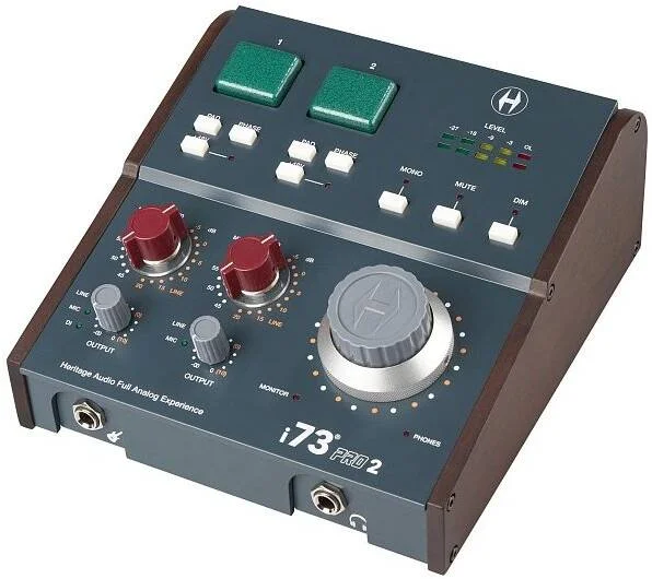 اینترفیس صوتی USB-C هریتیج آدیو i73 PRO 2، با 2 ورودی/4 خروجی، دو پری امپ کلاس A به سبک 73 (تا 70 دسی بل گین)، ورودی های میکروفون/لاین/DI، 24 بیت/192 کیلوهرتز، میکسر DSP، آبی | i73 PRO 2