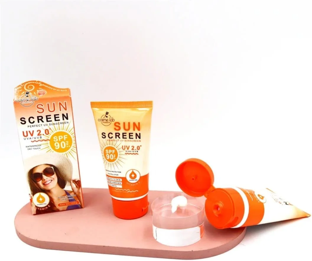 کرم ضد آفتاب Cosme Lab با SPF 90+ PA++ | محافظت در برابر UVA/UVB | مقاوم در برابر آب، غنی شده با ویتامین E | ماندگاری طولانی، 100 گرم برای محافظت نهایی در برابر آفتاب کرم ضد آفتاب Cosme Lab با SPF 90+ PA++ | محافظت در برابر UVA/UVB | مقاوم در برابر آب، غنی شده با ویتامین E | ماندگاری طولانی، 100 گرم برای محافظت نهایی در برابر آفتاب