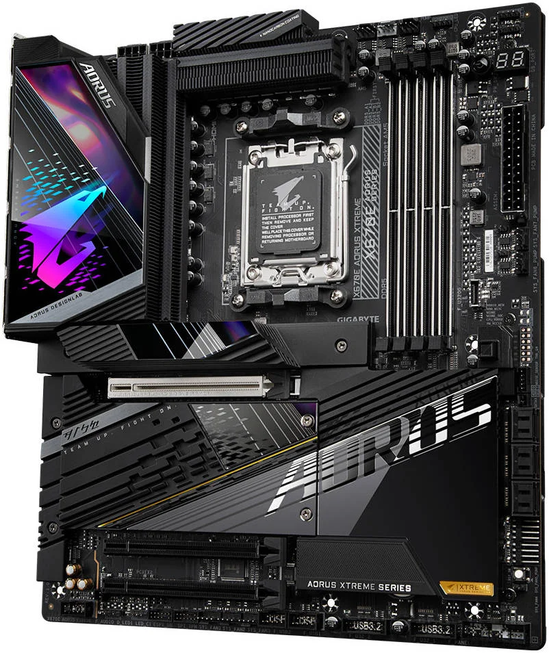 مادربرد GIGABYTE X670E AORUS XTREME AM5 E-ATX، چیپست AMD X670، 4 اسلات DDR5 DIMM تا 192 گیگابایت حداکثر حافظه، Wi-Fi 6E AX210 / BT 5.2، PCIEX16، 1x M.2، 2x USB Type-C، 1 x HDMI / 1x DP | X670E A-XT
