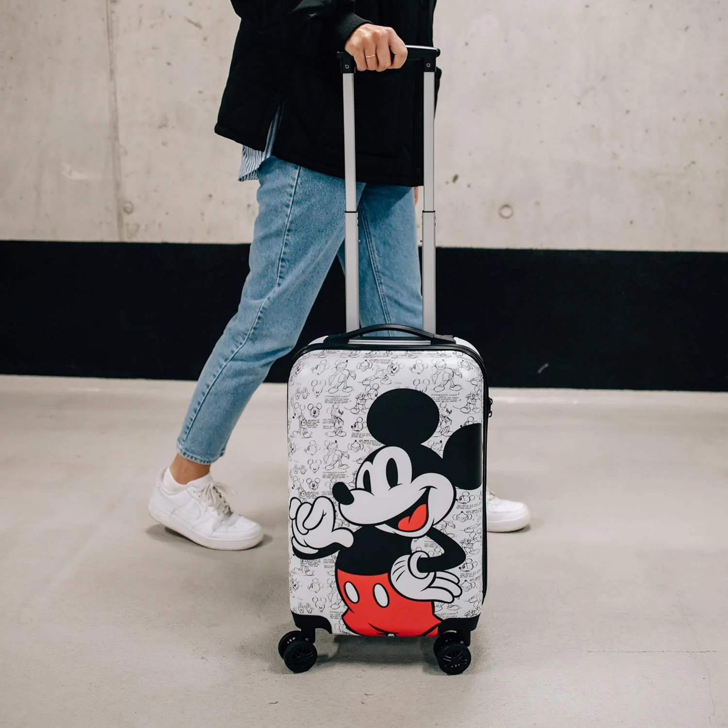 چمدان مسافرتی با طرح لایسنس - چمدان چرخدار با 4 چرخ دوبل - قفل TSA - 1 محفظه با تسمه های نگهدارنده - 1 محفظه با زیپ