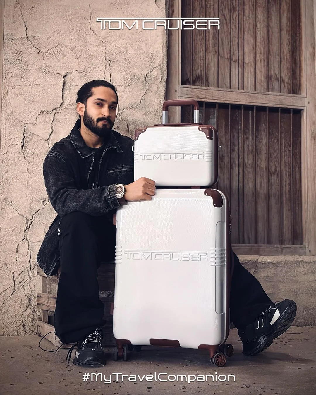 چمدان چرخدار سخت 20 اینچی گرند تور به همراه کیف آرایشی 16 اینچی سفید – چمدان بادوام ABS+PC، چمدان مسافرتی سبک وزن با چرخهای اسپینر بیصدا چمدان چرخدار سخت 20 اینچی گرند تور به همراه کیف آرایشی 16 اینچی سفید – چمدان بادوام ABS+PC، چمدان مسافرتی سبک وزن با چرخهای اسپینر بیصدا