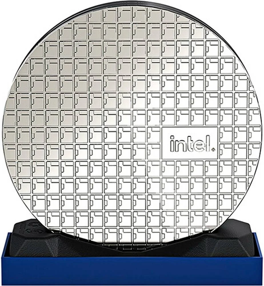 پردازنده اینتل Core i9-13900KS LGA 1700، دارای 24 هسته و 32 رشته، 36 مگابایت حافظه کش، سرعت کلاک هسته P 3.2 گیگاهرتز، حداکثر فرکانس توربو 6.0 گیگاهرتز، حافظه 2 کاناله DDR5-ECC، حداکثر 128 گیگابایت، Intel UHD 770 | BX8071513900KS