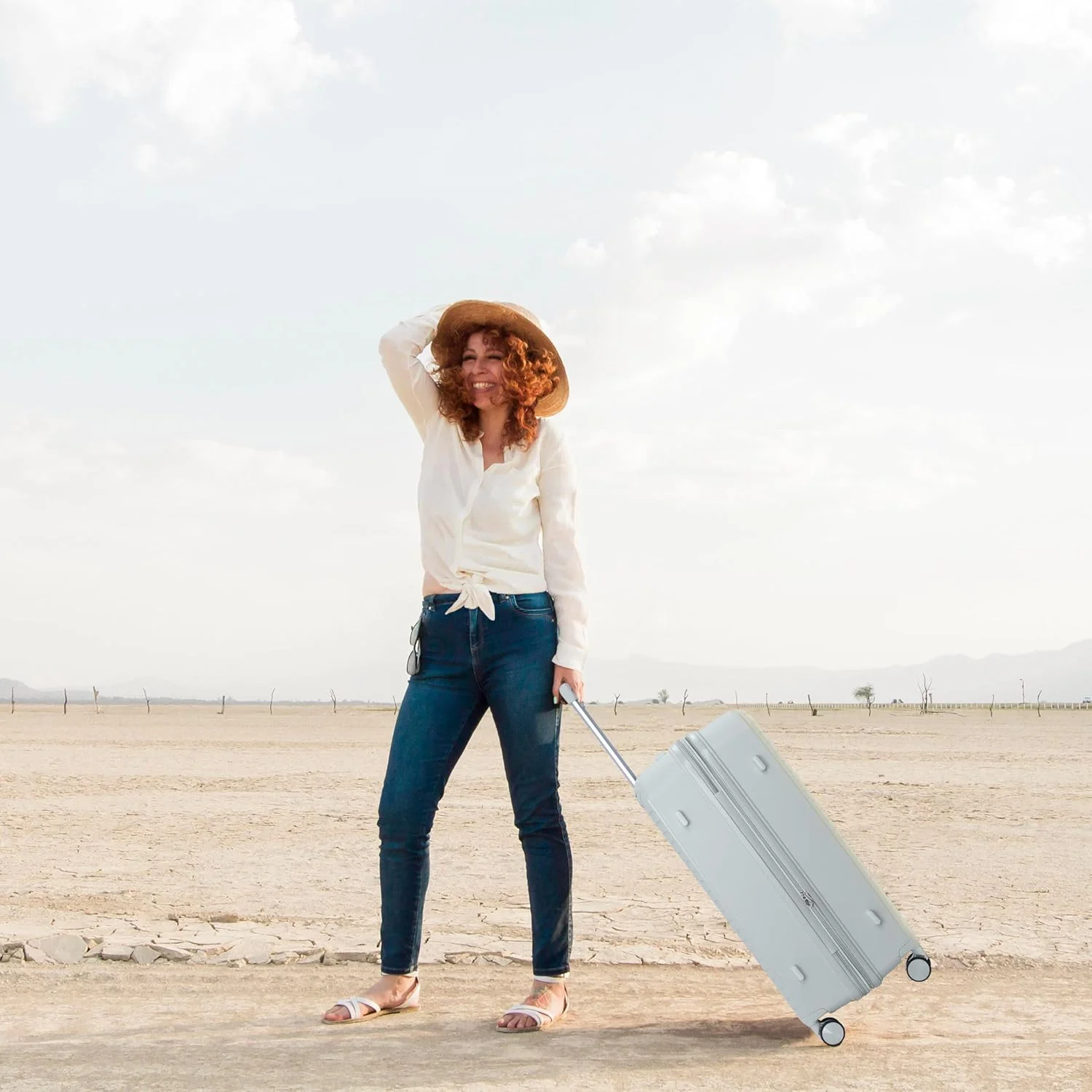 چمدان سخت بدنه سناتور، مناسب برای همه، با قابلیت افزایش حجم، سبک وزن، ترولی فشن PP با 4 چرخ دوبل اسپینر و زیپ های ایمن KH1006 (چمدان سایز بزرگ 28 اینچی، نقره ای)