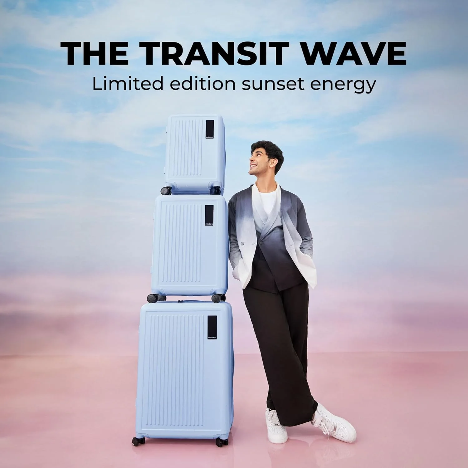 ست سه تایی چمدان مسافرتی موج ترانزیت موکوبارا | کوچک 54 سانتی متر، متوسط 64 سانتی متر و بزرگ 74 سانتی متر پلی کربنات آبی 8 چرخ ترولی چمدان سخت با قفل TSA داخلی (آبی خجالتی)