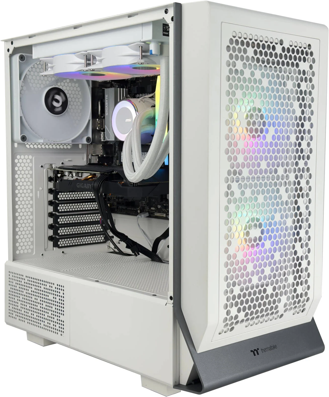 کامپیوتر گیمینگ FusionX - پردازنده Intel Core i5-14400F با 10 هسته و 16 رشته، کارت گرافیک NVIDIA GTX 1660 6GB، رم 32GB DDR5 با فرکانس 6000MHz، حافظه SSD 1TB Gen 4، منبع تغذیه 650W، خنک کننده مایع 240mm، Wi-Fi + BT