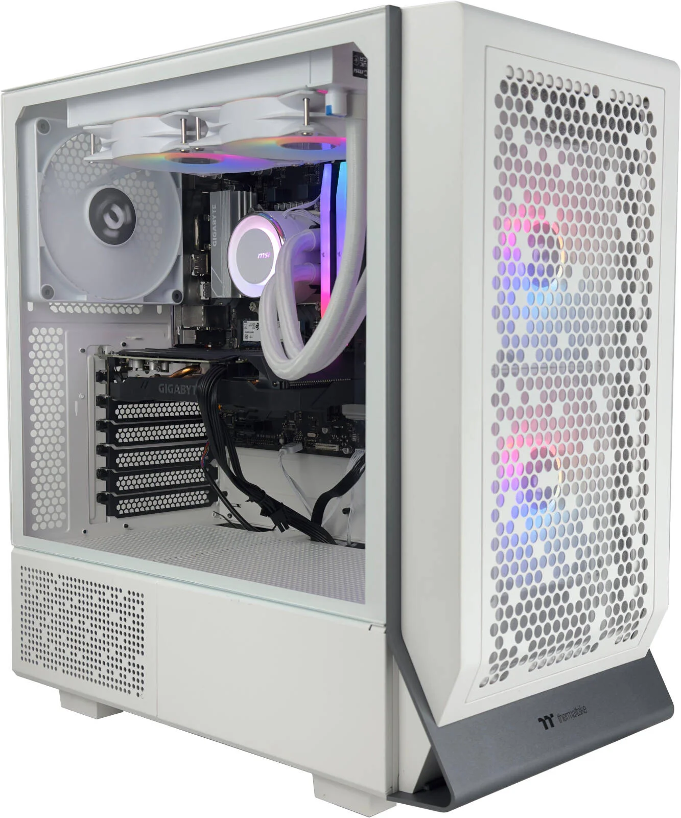 کامپیوتر گیمینگ FusionX - پردازنده Intel Core i5-14400F با 10 هسته و 16 رشته، کارت گرافیک NVIDIA GTX 1660 6GB، رم 32GB DDR5 با فرکانس 6000MHz، حافظه SSD 1TB Gen 4، منبع تغذیه 650W، خنک کننده مایع 240mm، Wi-Fi + BT