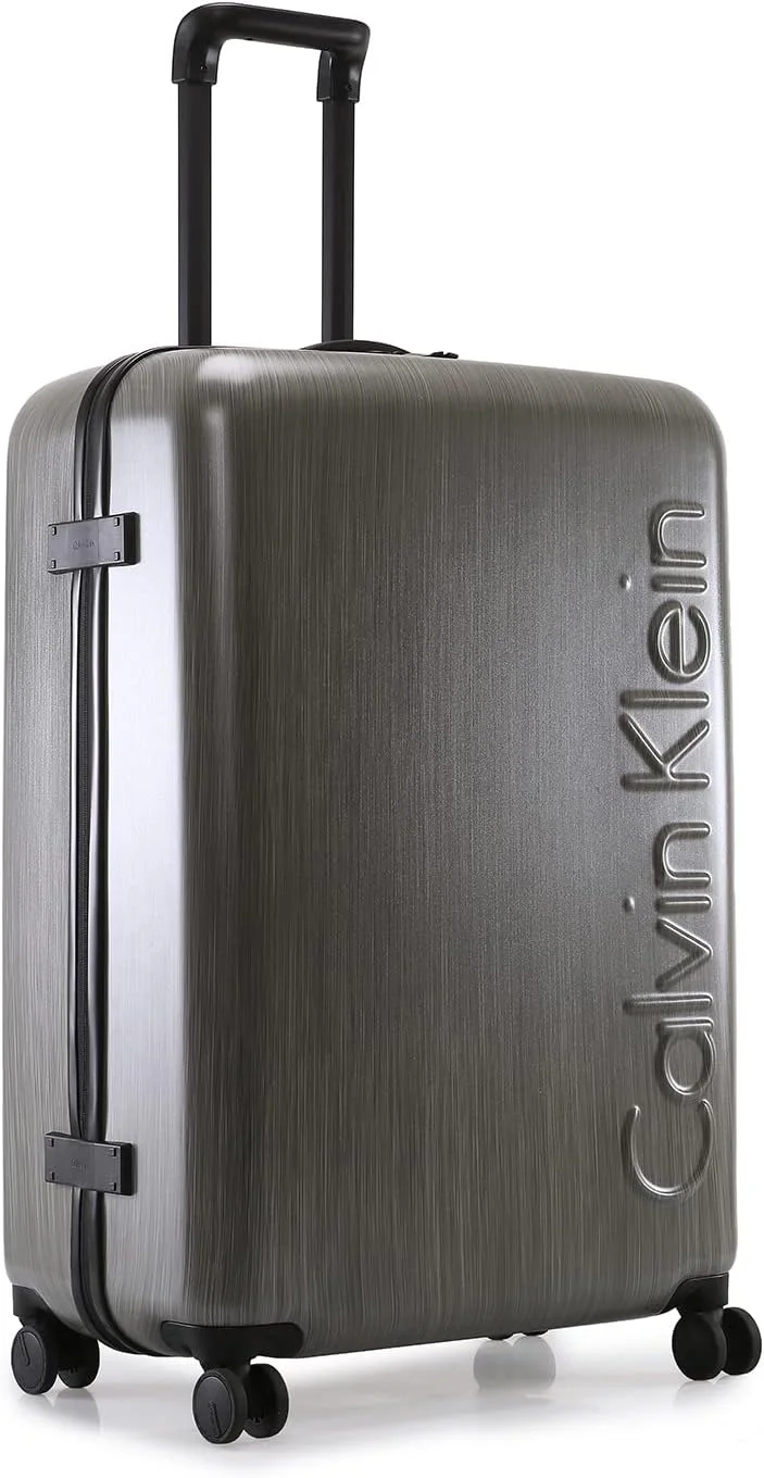 چمدان چرخشی سبک وزن یک تکه کالوین کلاین مدل Southampton ساخته شده از پلی کربنات 100% با قفل TSA (بژ، سایز 28 اینچ)