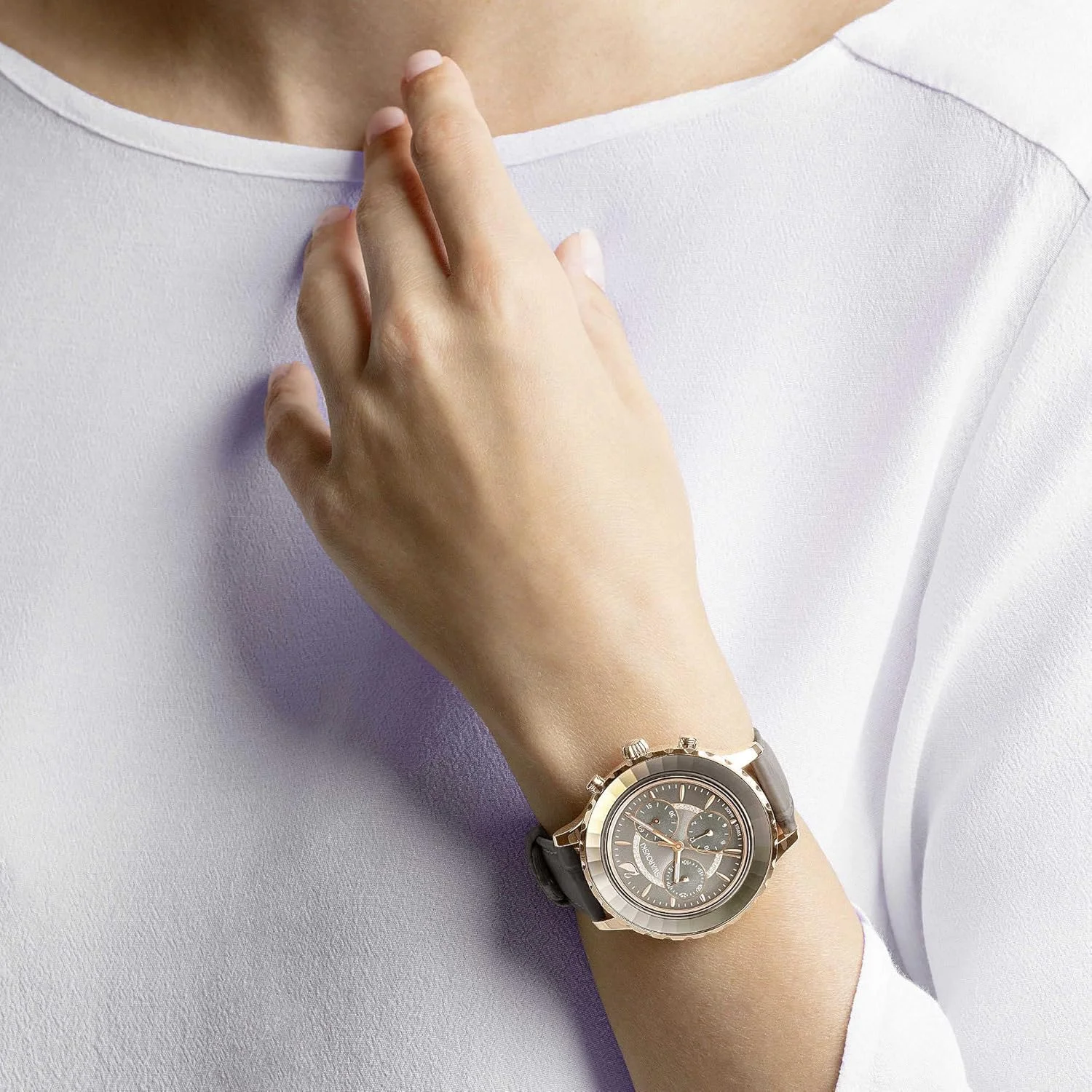 ساعت زنانه سواروسکی Octea Lux Chrono مدل 5452495