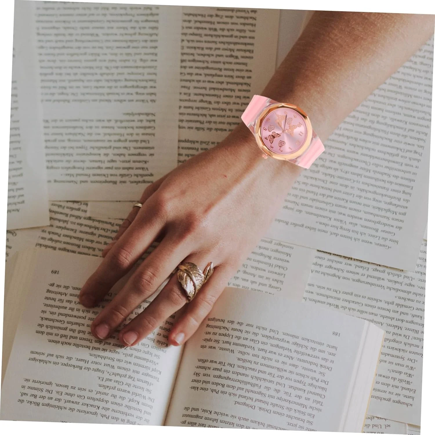 ساعت مچی کوارتز زنانه با طرح پروانه، ساعت کوارتز با بند سیلیکونی، ساعت ورزشی مناسب فضای باز، ساعت مچی با بند سیلیکونی، مناسب برای هدیه به دختران و بانوان ساعت مچی کوارتز زنانه با طرح پروانه، ساعت کوارتز با بند سیلیکونی، ساعت ورزشی مناسب فضای باز، ساعت مچی با بند سیلیکونی، مناسب برای هدیه به دختران و بانوان