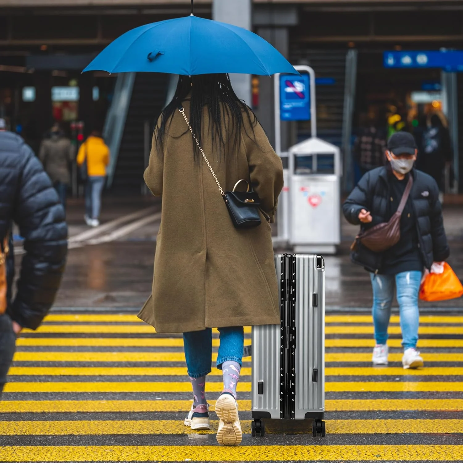 چمدان ترولی فریم آلومینیومی سبک وزن و مقاوم در برابر ضربه Cabin Pro با بدنه پلی کربنات سخت و 4 چرخ دوبل 360 درجه بی صدا، مدل CP001 (چمدان سایز بزرگ 24 اینچ، نقره ای)