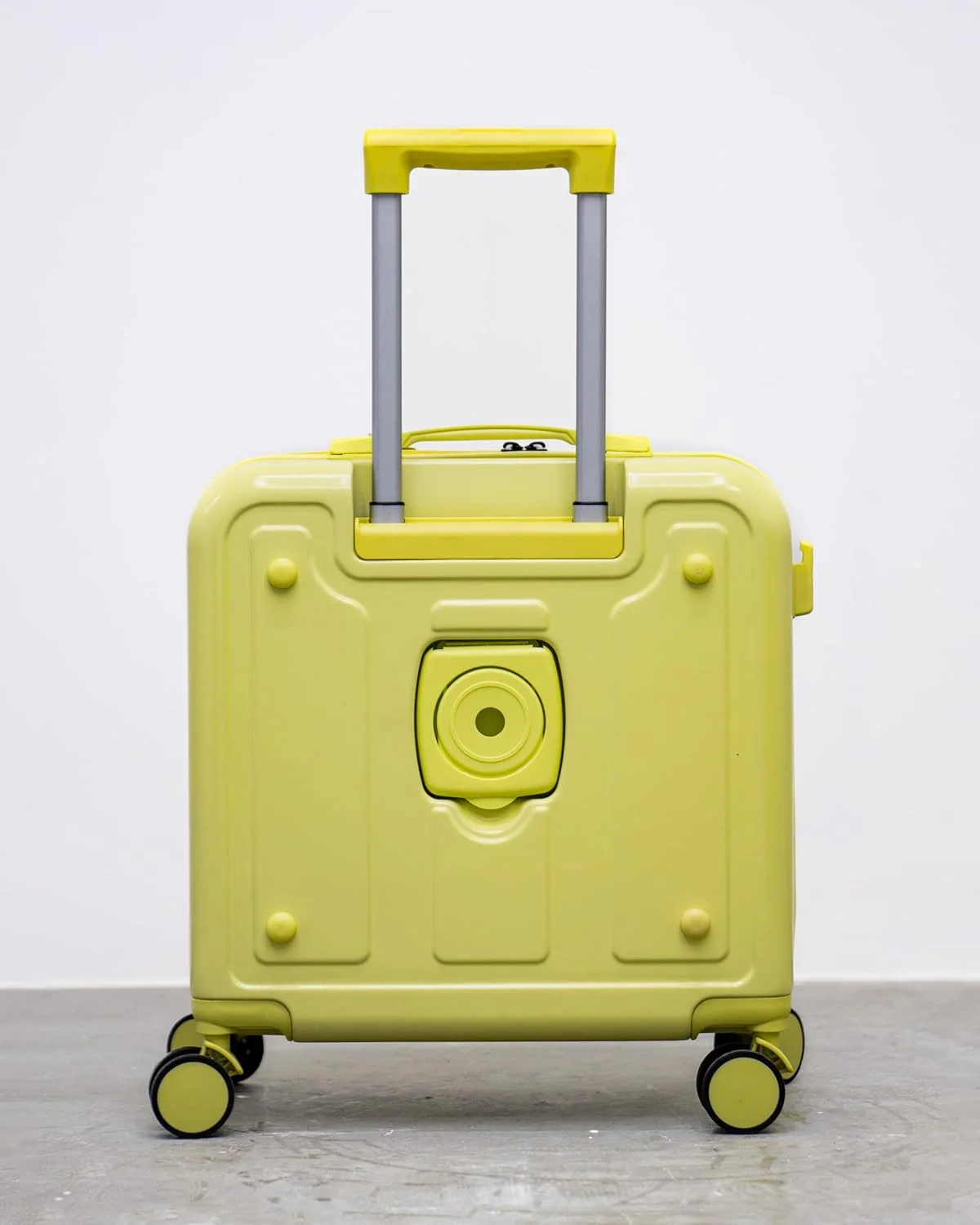 چمدان چرخشی سایز کابین - 47 سانتی متر، جنس: PC+ABS، زرد
