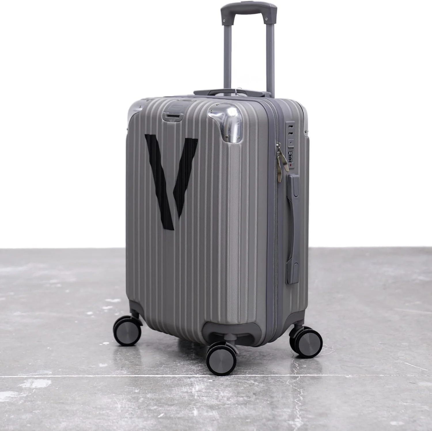 چمدان کابین سایز سخت - 54 سانتی متر، جنس: ABS، نقره ای