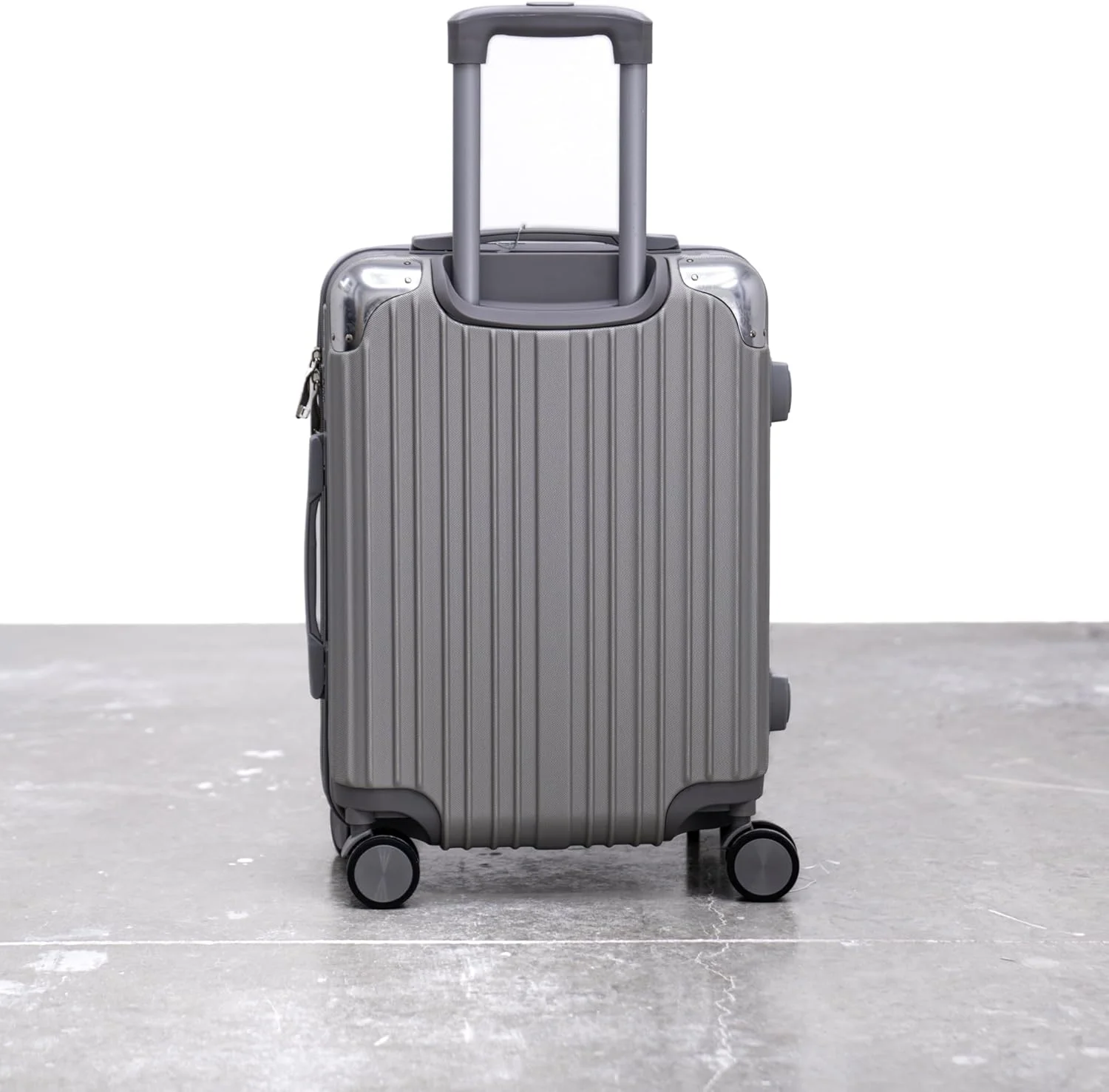 چمدان کابین سایز سخت - 54 سانتی متر، جنس: ABS، نقره ای