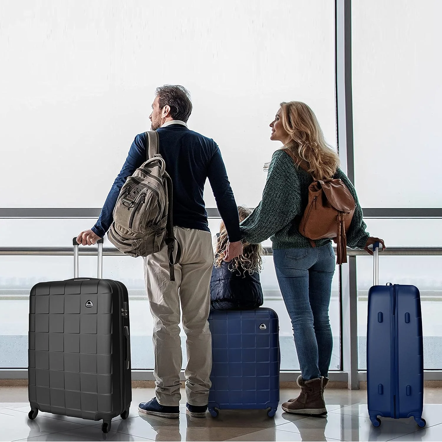 چمدان کابین سایز سخت سناتور 20 اینچی مدل A207 | چمدان فوق سبک با چرخ های اسپینر 4 (کابین سایز 20 اینچی، مشکی)