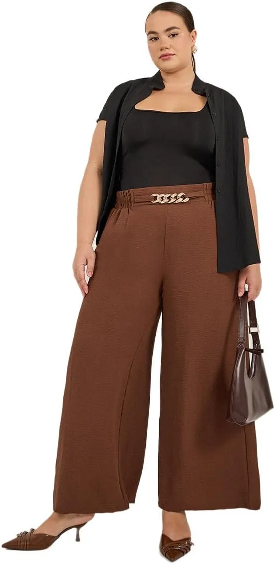 شلوار زنانه سایز بزرگ استایلی با بافت پهن و جزئیات سگک زنجیری