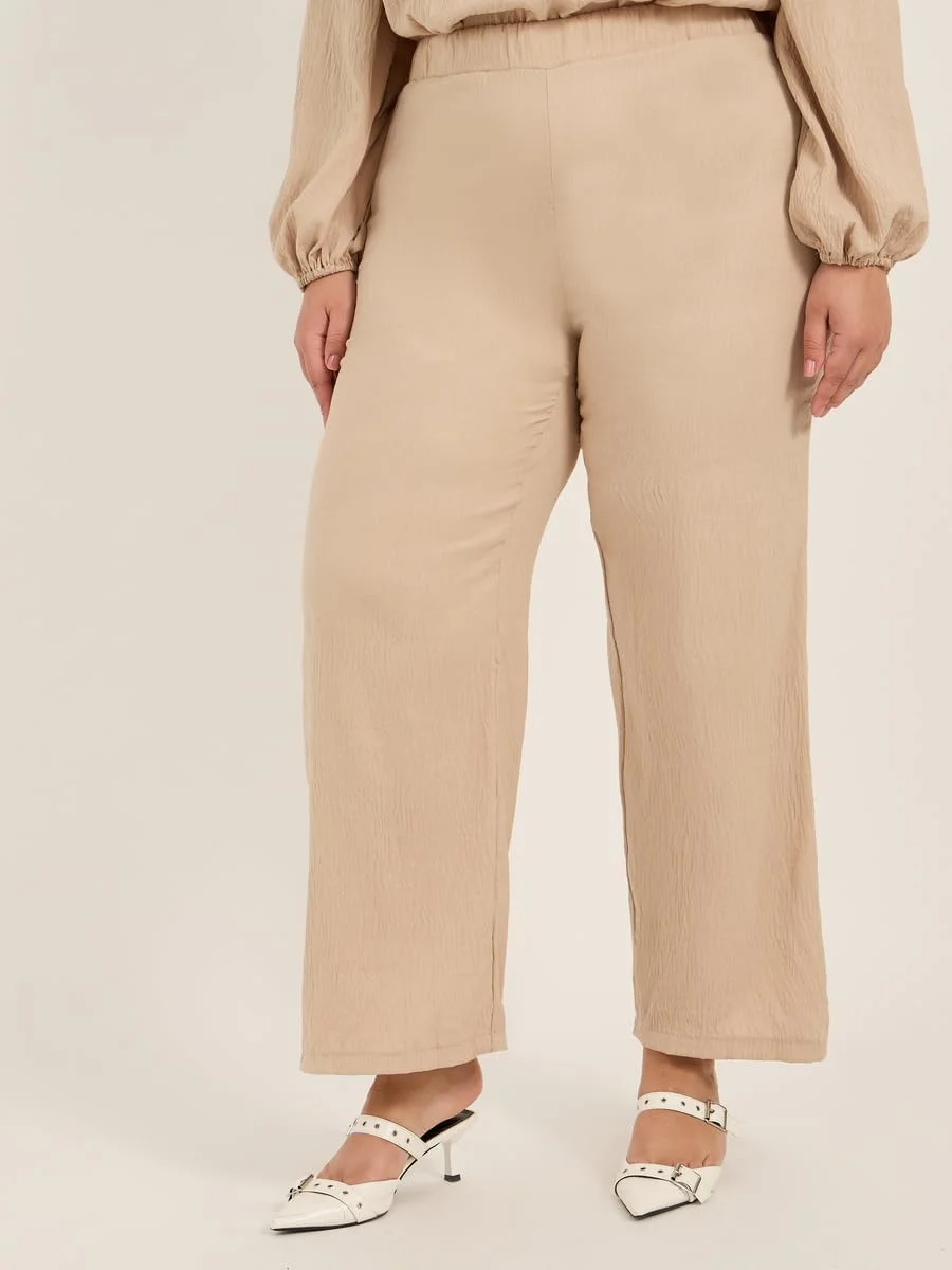 شلوار زنانه سایز بزرگ استایلی با بافت پهن شلوار زنانه سایز بزرگ استایلی با بافت پهن