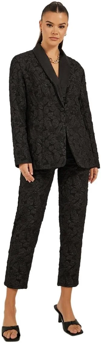 شلوار زنانه استایلی، فاق متوسط، طرح ژاکارد، مدل Tailored با پاچه باریک شلوار زنانه استایلی، فاق متوسط، طرح ژاکارد، مدل Tailored با پاچه باریک