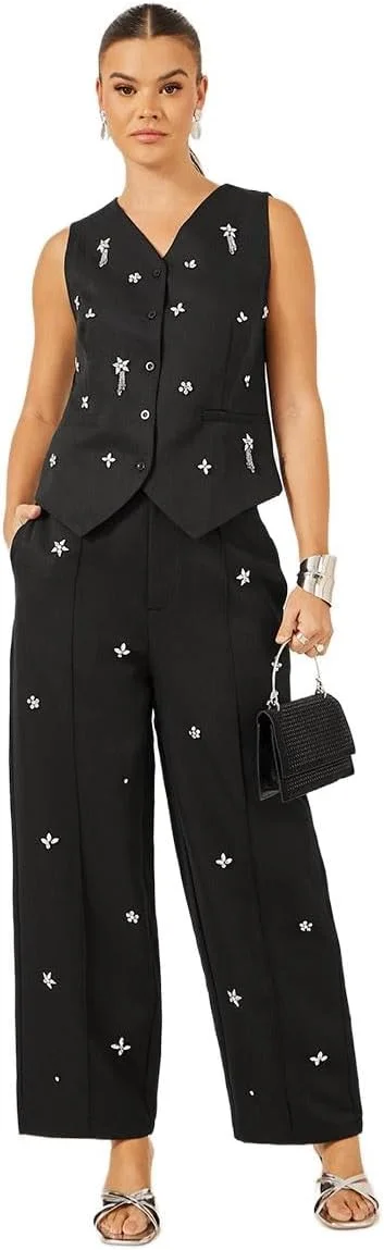 شلوار زنانه استایلی با گلدوزی و کمر متوسط شلوار زنانه استایلی با گلدوزی و کمر متوسط