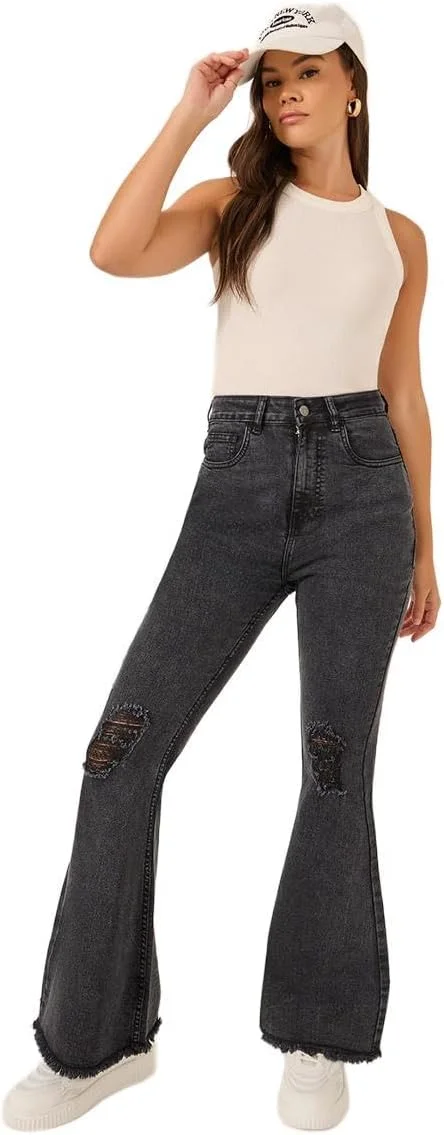 شلوار جین بوت کات زنانه استایلی با فاق بلند و لبه ریش ریش